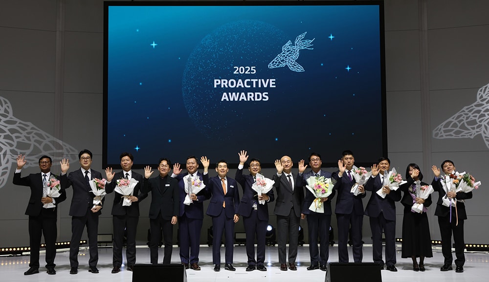 2025_proactive_awards_winners_commemorative_photo