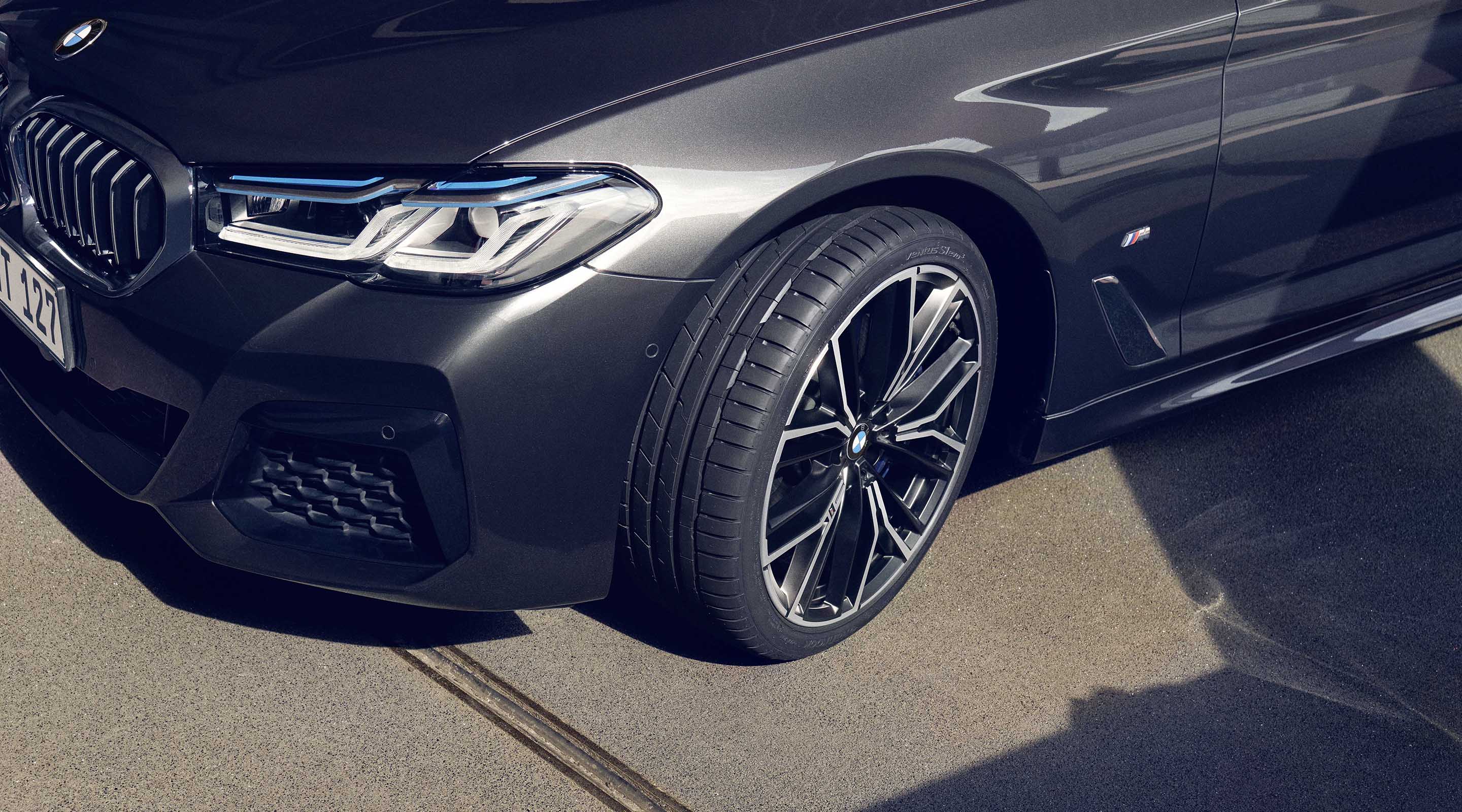 Hankook Tire & Technology-Tires-gallery-02