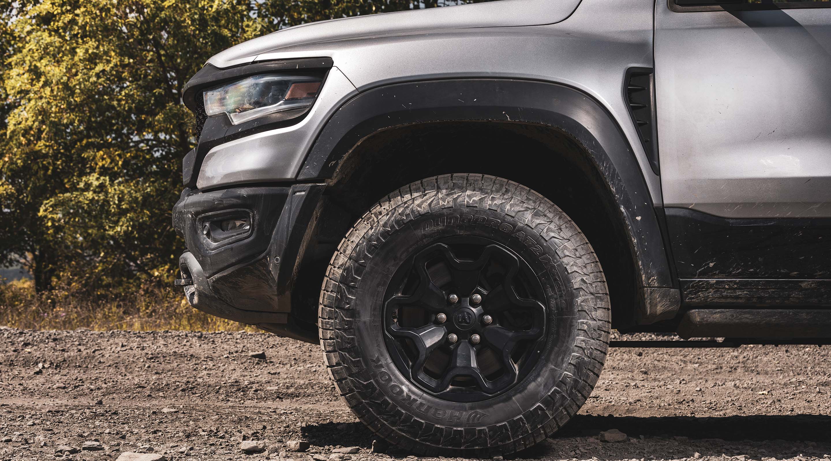 Hankook Tire & Technology-Tires-Dynapro-AT2-Xtreme-gallery-03