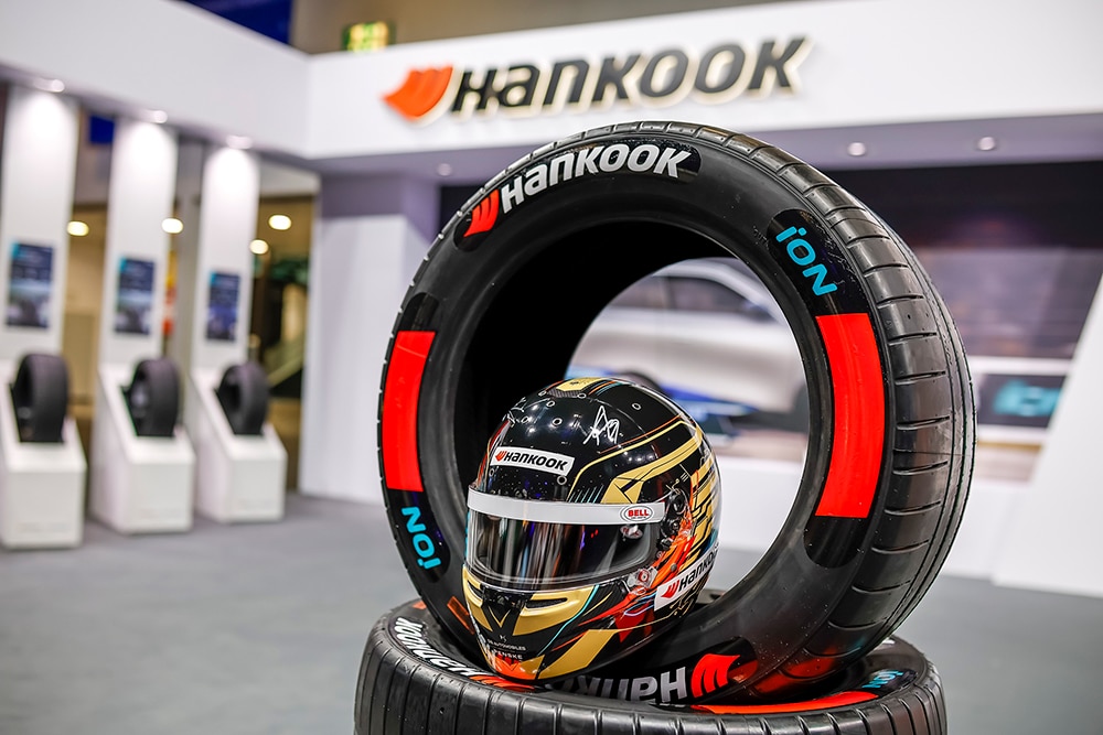 winning_design_from_hankook_s__make_it_yours_make_it_race_campaign_at_the_hankook_fan_village