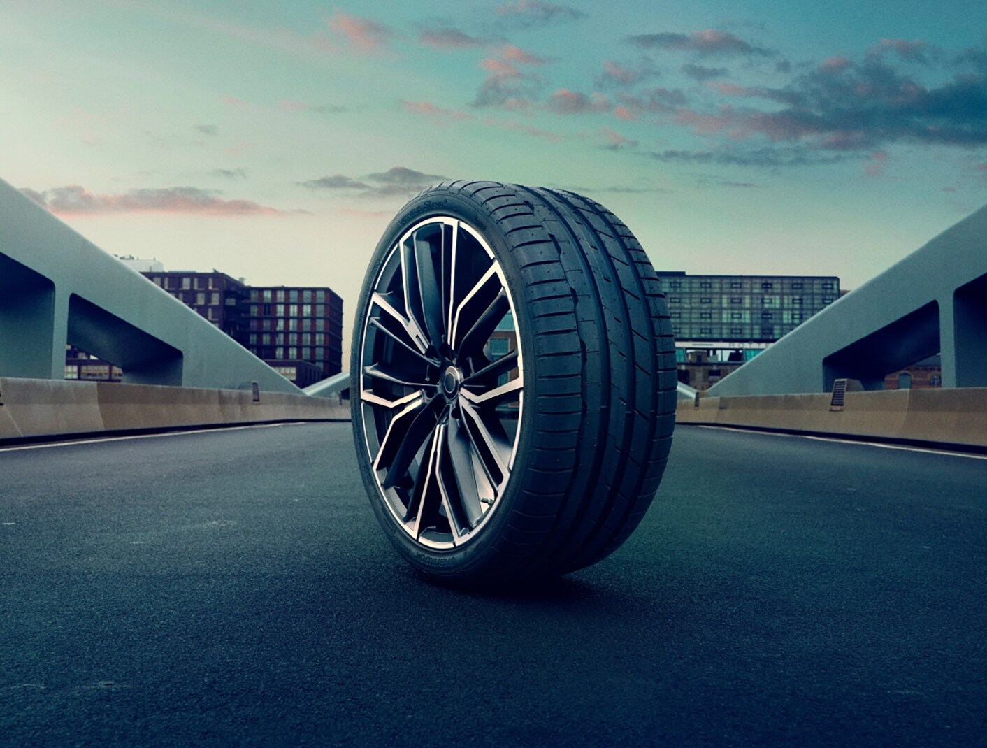O Hankook Ventus S1 evo 3 vence teste de distância de frenagem no maior teste de pneus de verão da Europa, realizado pela revista automotiva Auto Bild