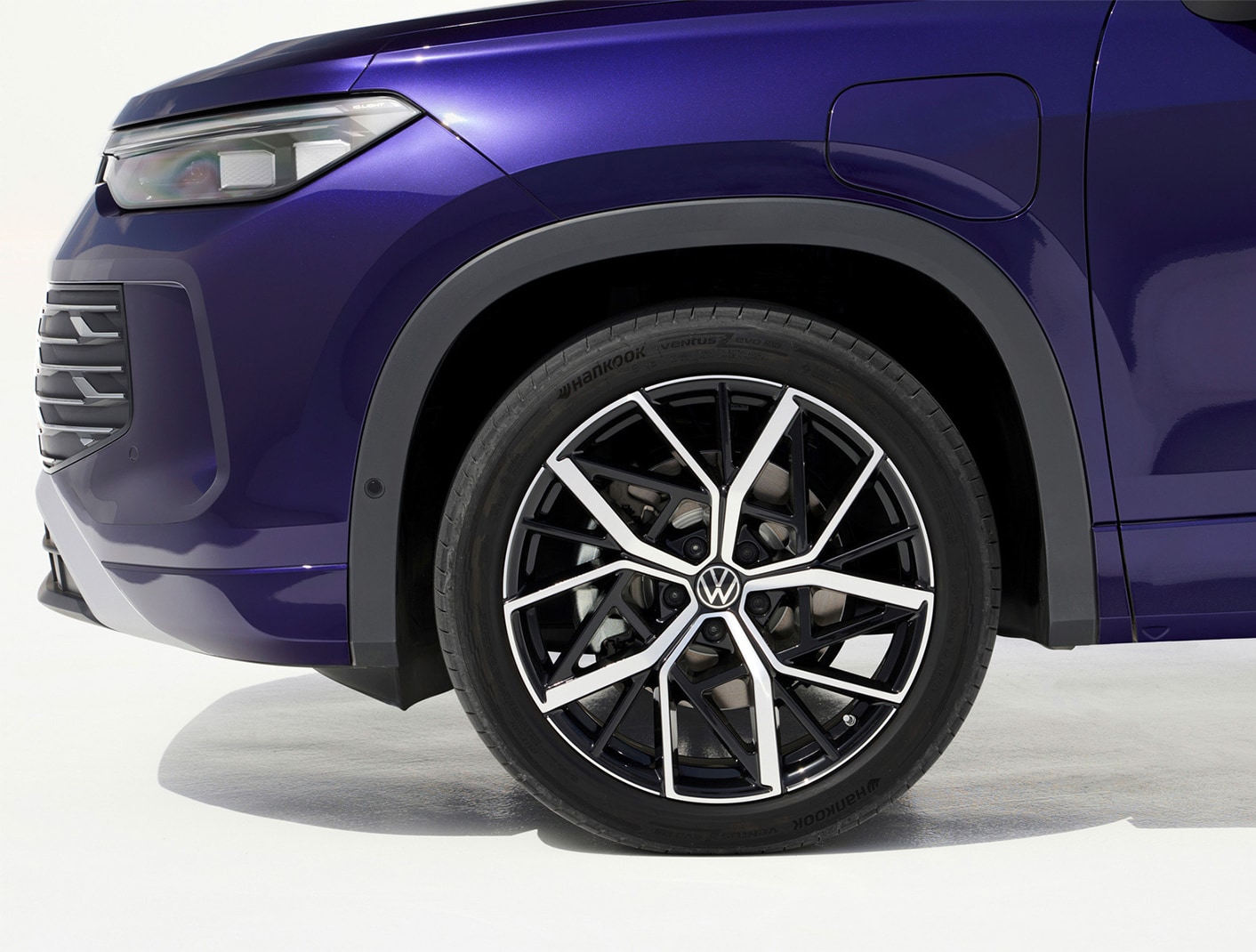 Equipamento original duplo para a Volkswagen: Hankook Tire equipando os modelos Tiguan e Tayron