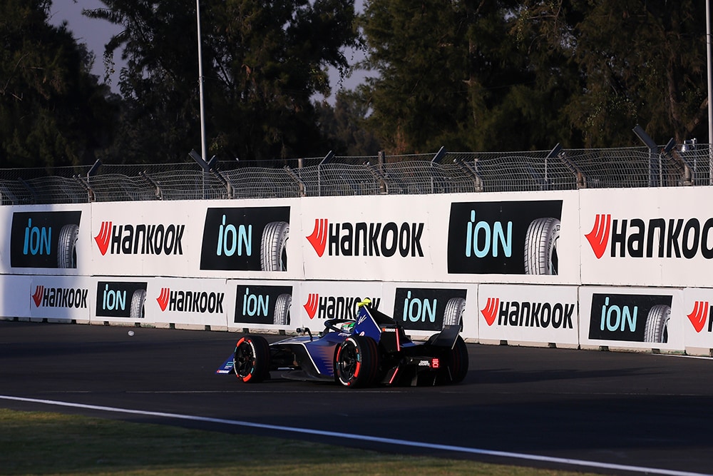 Fiesta_Mexicana_Pascal_Wehrlein_gana_el_E_Prix_de_la_Ciudad_de_México_de_Hankook_01