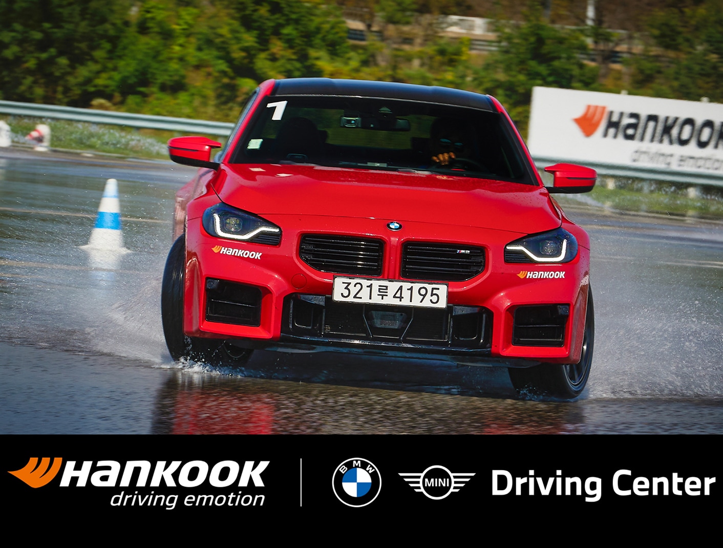 Hankook Tire celebra 10 años como proveedor exclusivo de neumáticos de alto rendimiento para el Centro de Conducción de BMW.