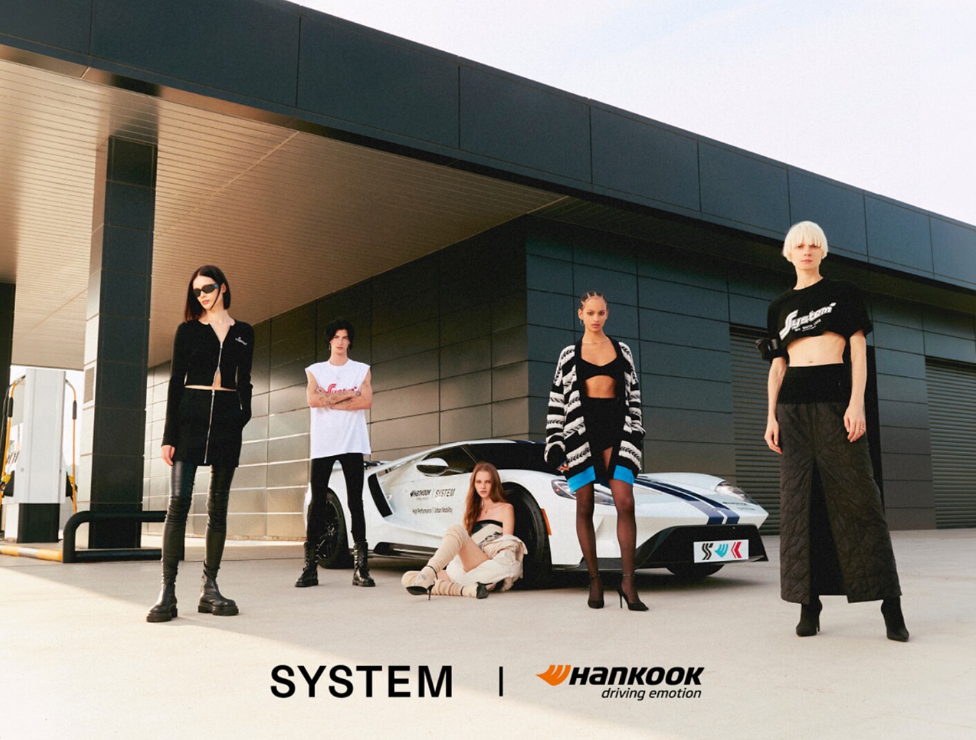 韩泰轮胎与时尚品牌SYSTEM合作推出服装系列
