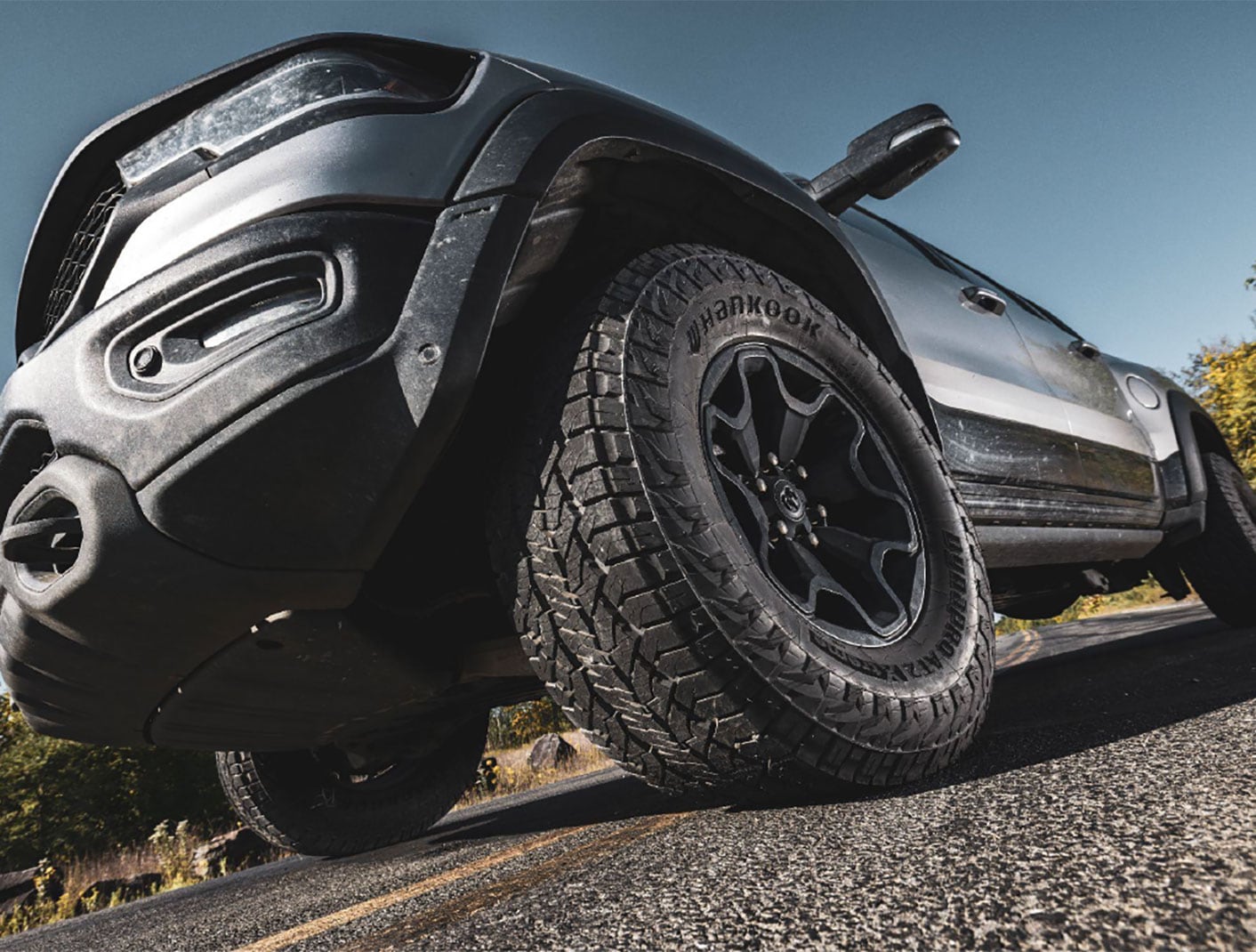 Begini Cara Memilih Ban SUV yang Tepat untuk   Menunjang Keamanan Berkendara ala Hankook Tire