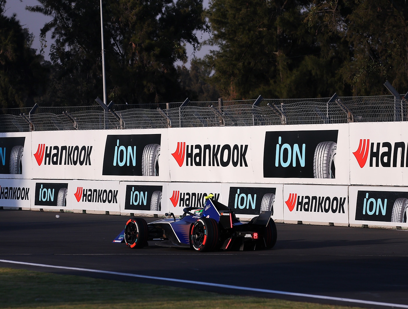 Double-header, night race and desert sand: The Hankook iON Race is ready for the Diriyah E-Prix