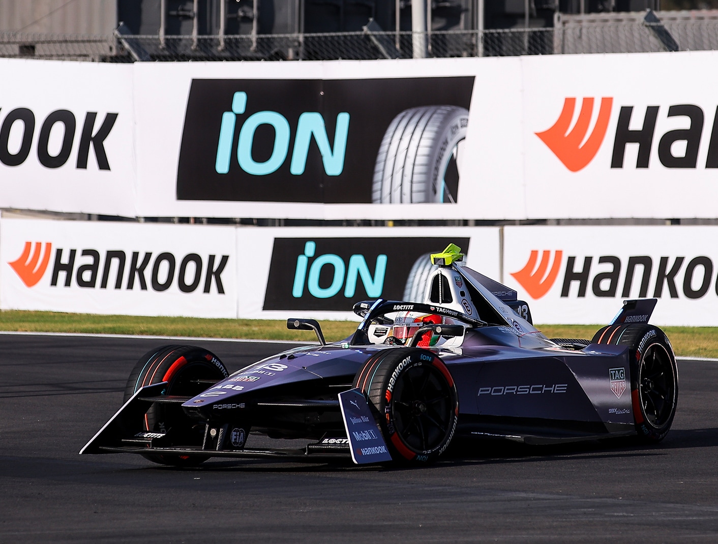 Formula E premiere in Japan for the Hankook iON Race