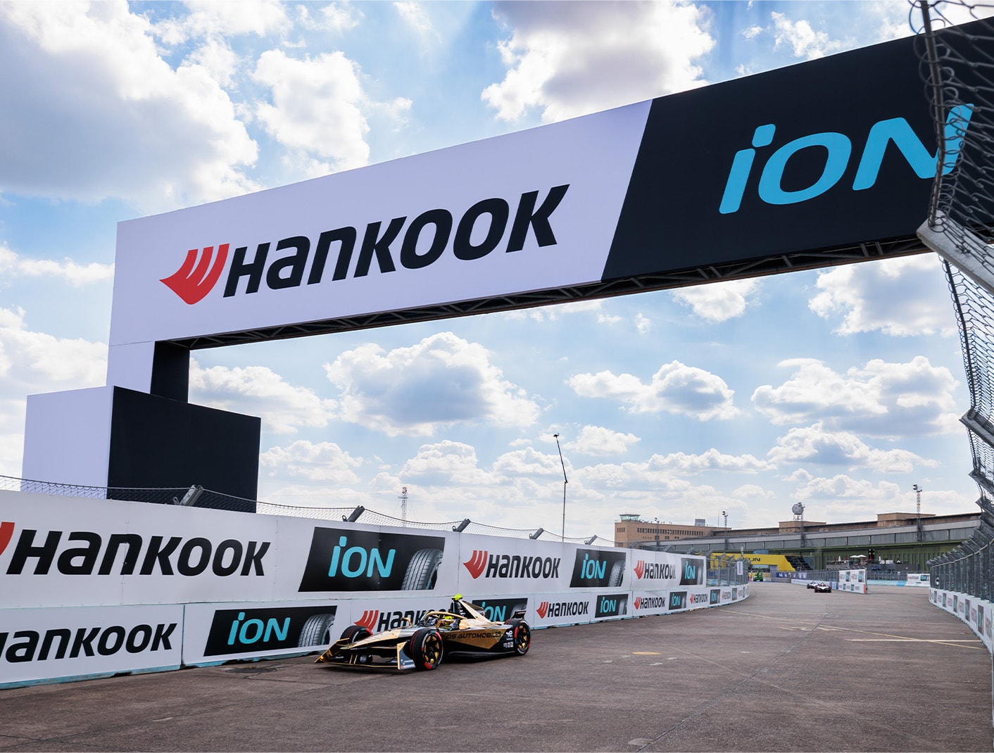 Shanghai premiere for the Formula E World Championship and the Hankook iON Race