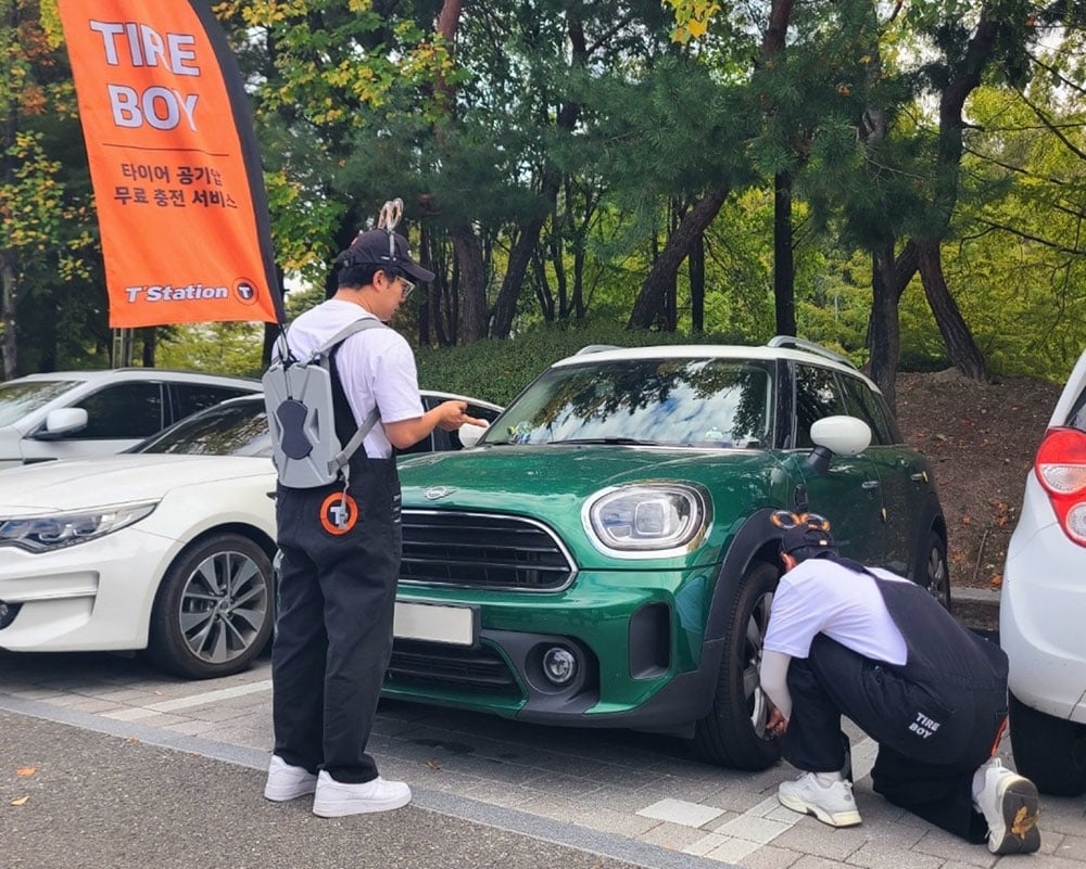 한국타이어_mini_아워_스토리즈에서_타이어보이_안전_캠페인_진행