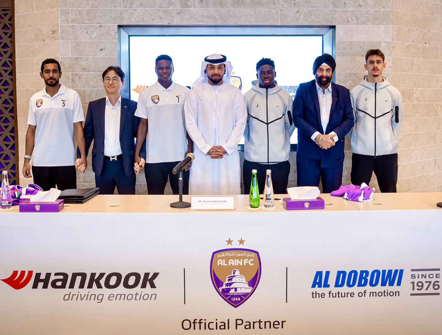 إطارات هنكوك ومجموعة الدوباوي توقعان شراكة رسمية مع نادي العين FC التابع لدوري المحترفين الإماراتي