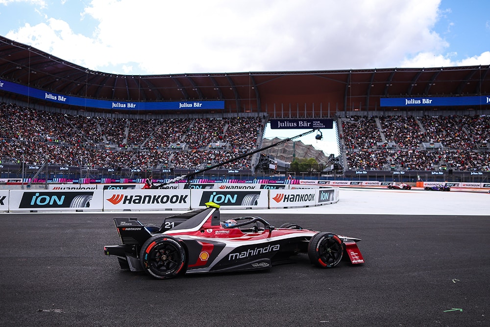 ion_race_tire_at_formula_e_s11_hankook_mexico_city_e_prix_1