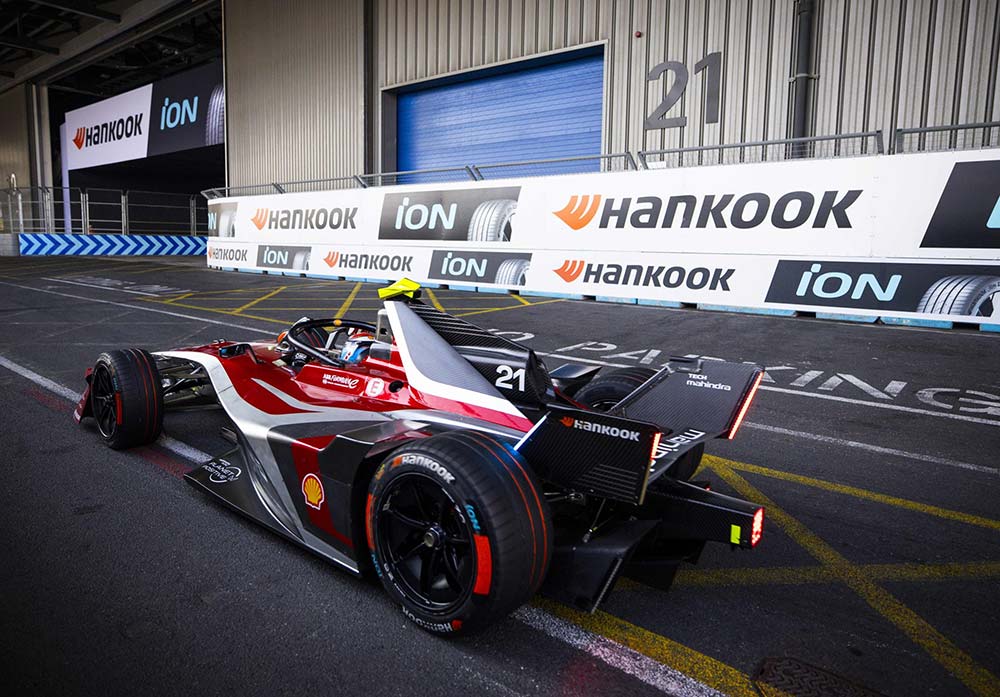 formula_e_s11_round_15_16_london_e-prix_race_photo_2