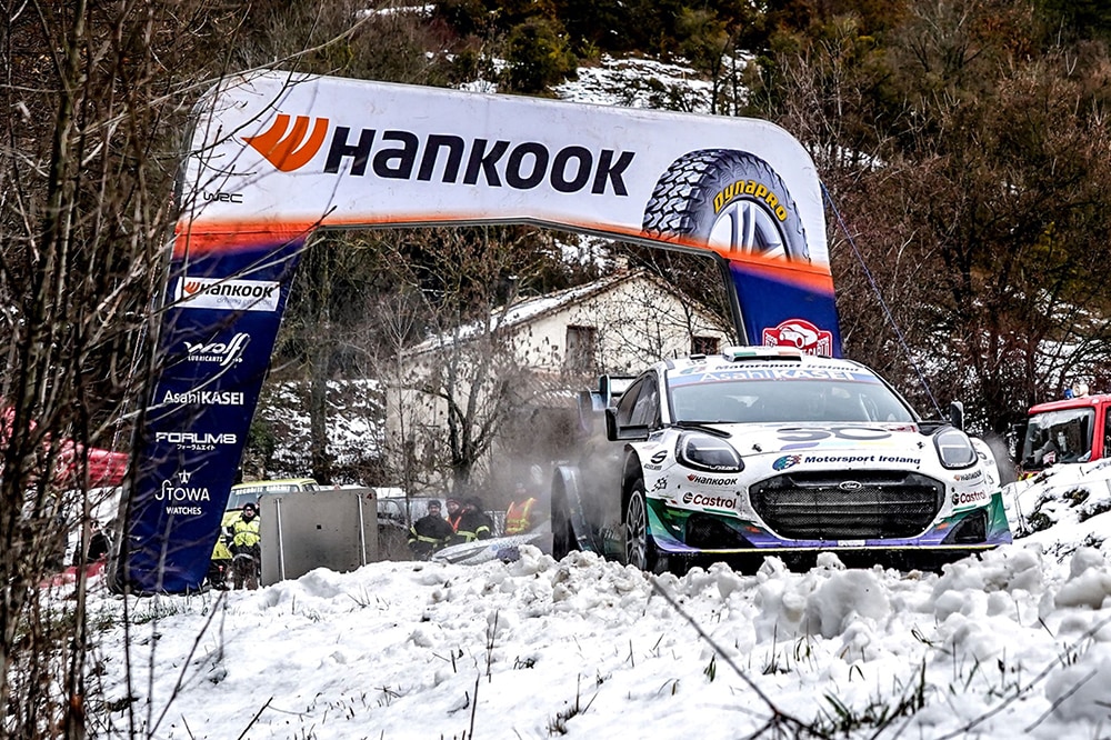 Hankook_completa_un_exigente_inicio_de_temporada_en_el_Rally_de_Montecarlo_mientras_comienza_el_WRC_2026_2