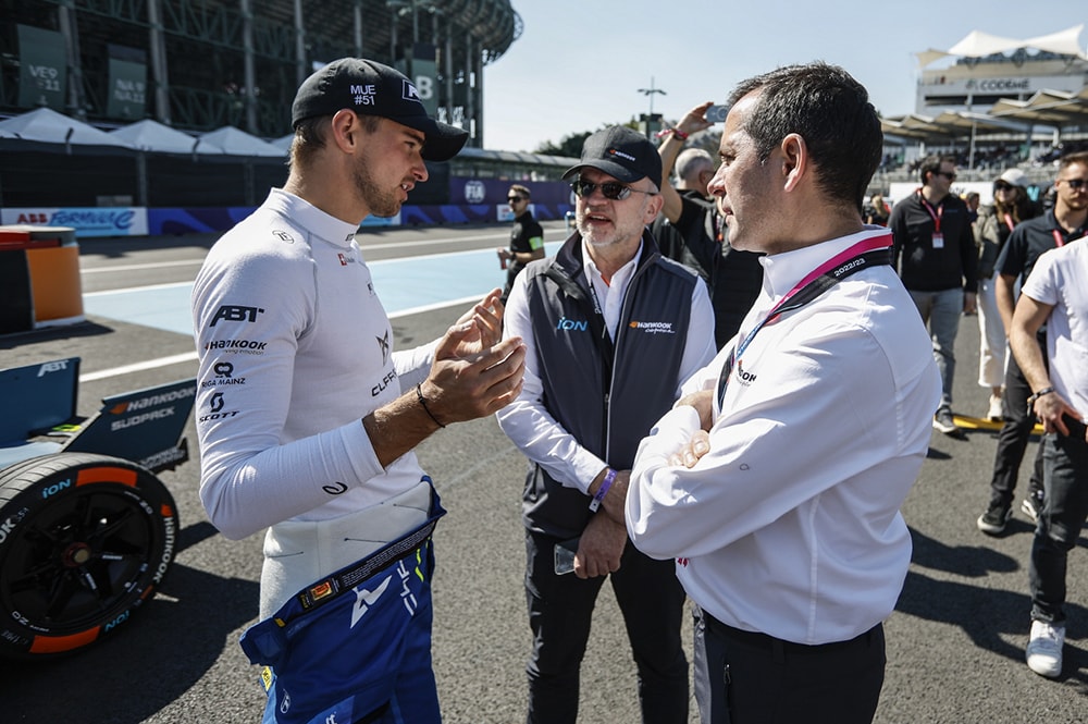 hankookpresentsthefiainitiativegirlsontrackagaininsaudiarabia4