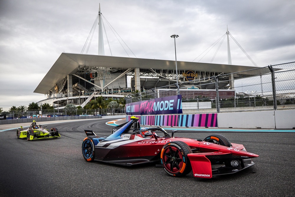 lốp_hankook_ion_race_khẳng_Định_hiệu_suất_Ổn_Định_tại_chặng_Đua_miami_e_prix_2026_1