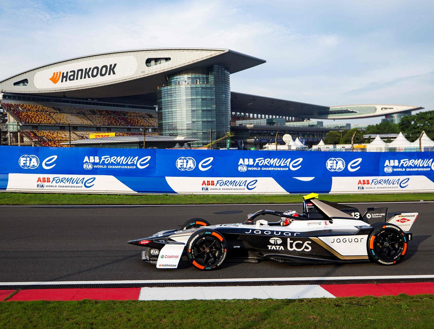 Hankook iON Race Đáp Ứng Hoàn Hảo Những Yêu Cầu Khắt Khe Tại Chặng Đua Kép Thượng Hải