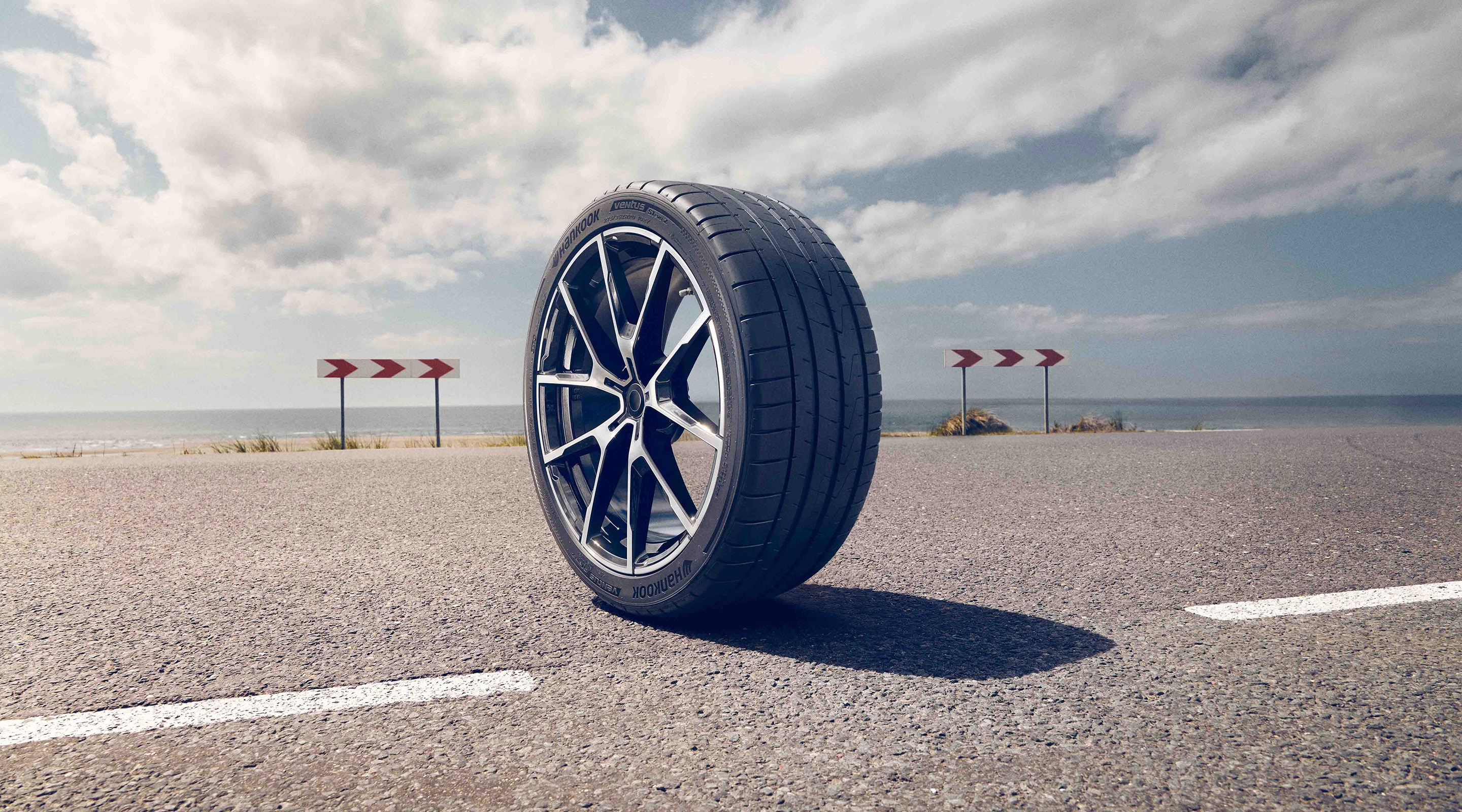 Hankook Tire & Technology-Tires-gallery-06