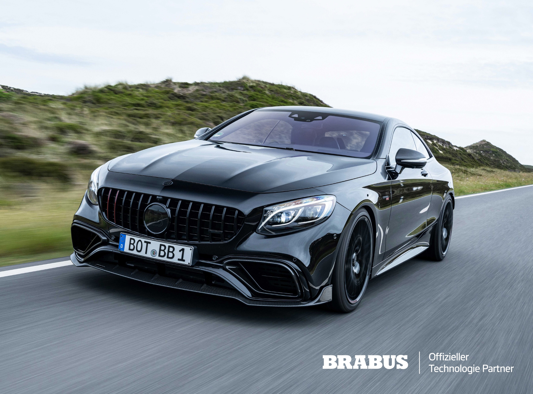 Hankook Tire & Technology-Tires-Ventus-evo-keyvisual-01