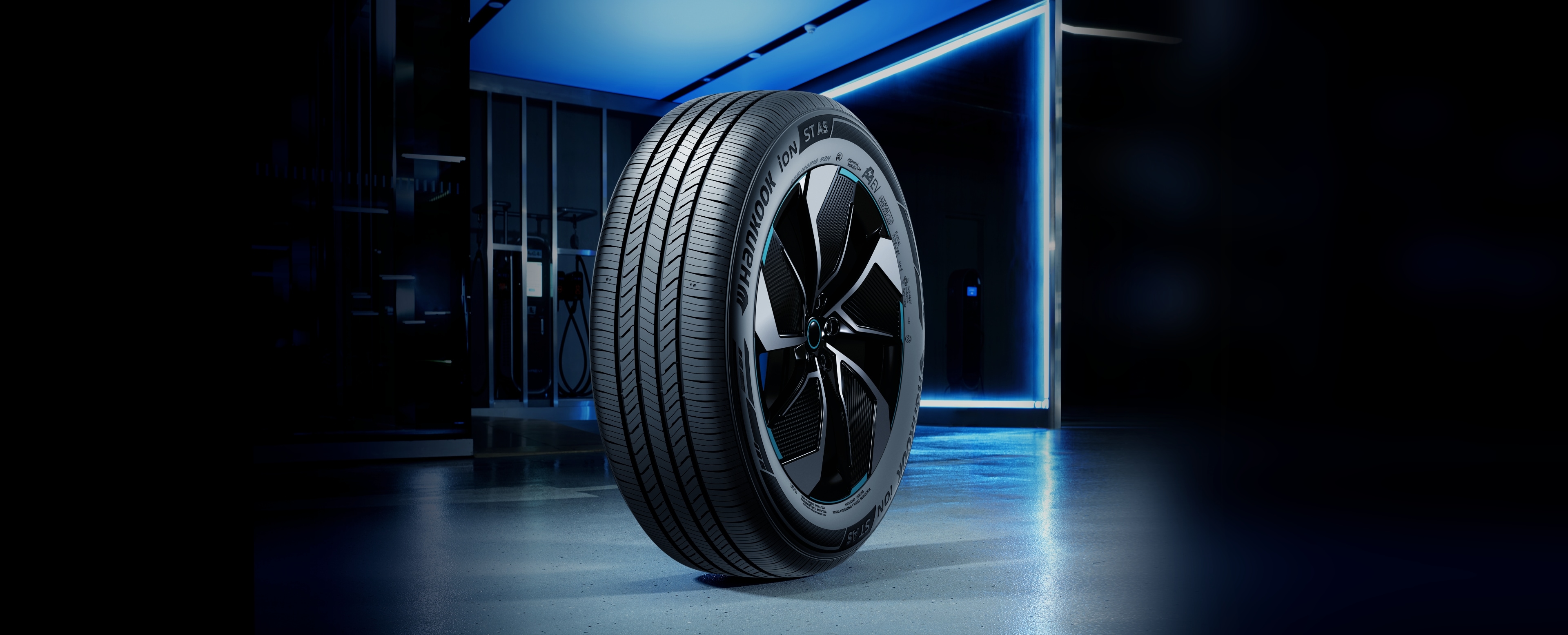 Hankook Tire & Technology-Tires-iON-evo-st-as-detail-concept-01