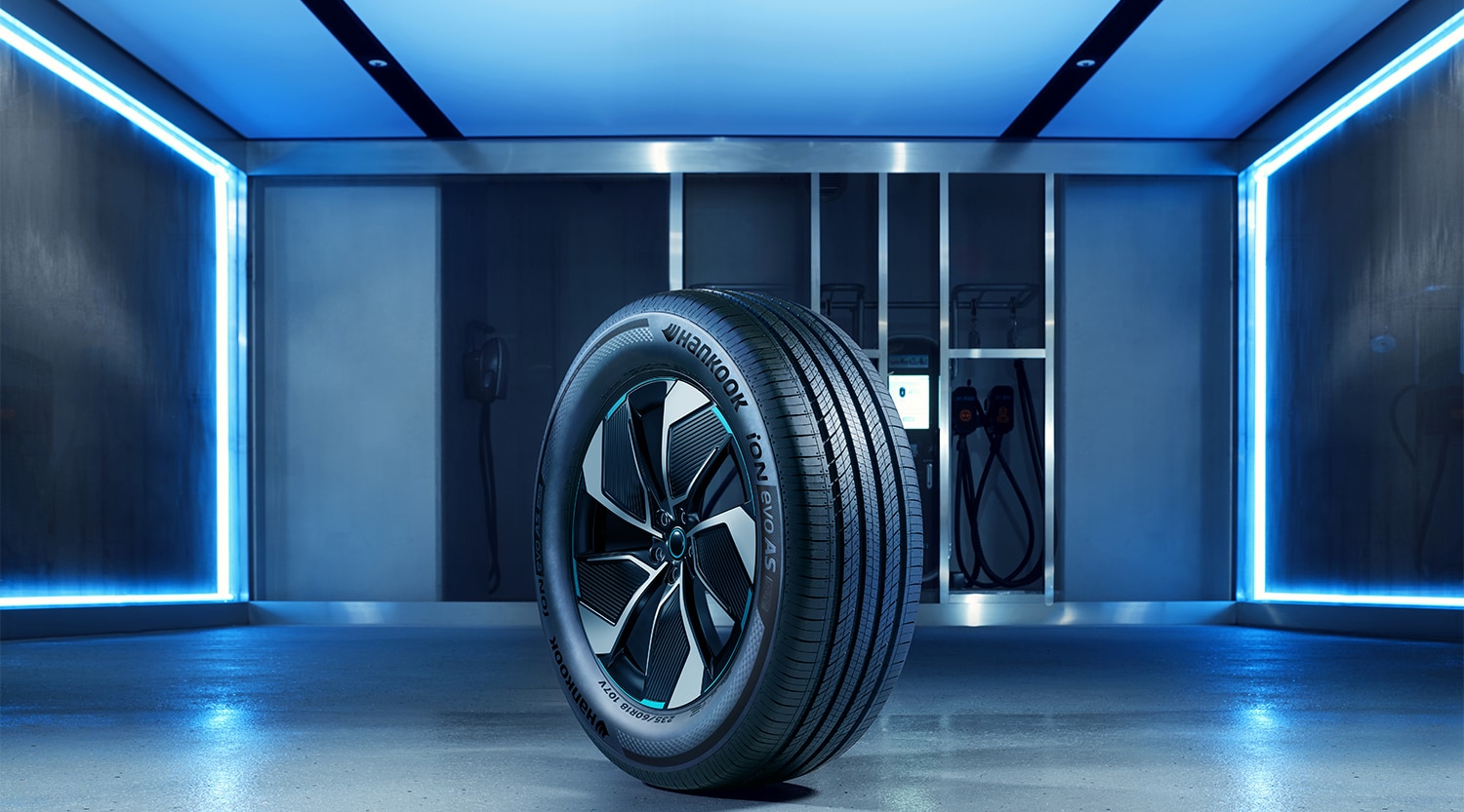 Hankook Tire & Technology-Tires-iON-evo-AS-gallery-03